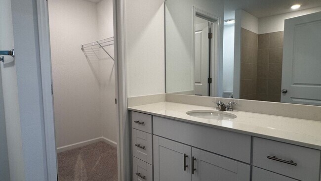Foto del edificio - Modern Luxury Living in Marion Ranch – Brand New Townhome
