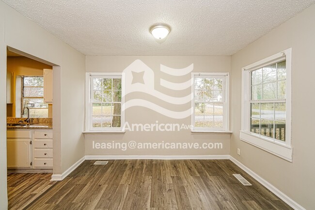 Building Photo - 760 Hopkins Dr