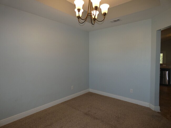 Foto del edificio - 5061 Carley Ct