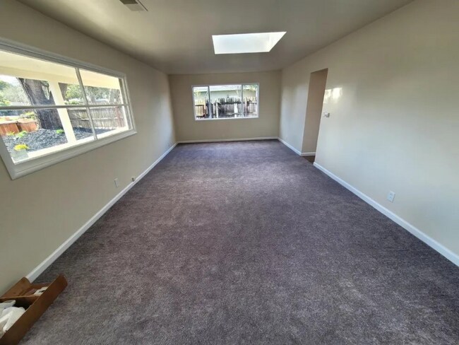 Foto del edificio - 3478 Sanford St