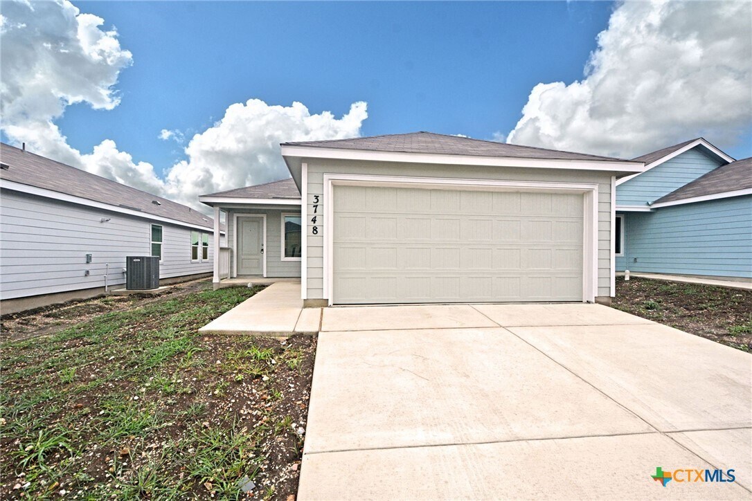 Foto principal - 3748 Axis Hl St
