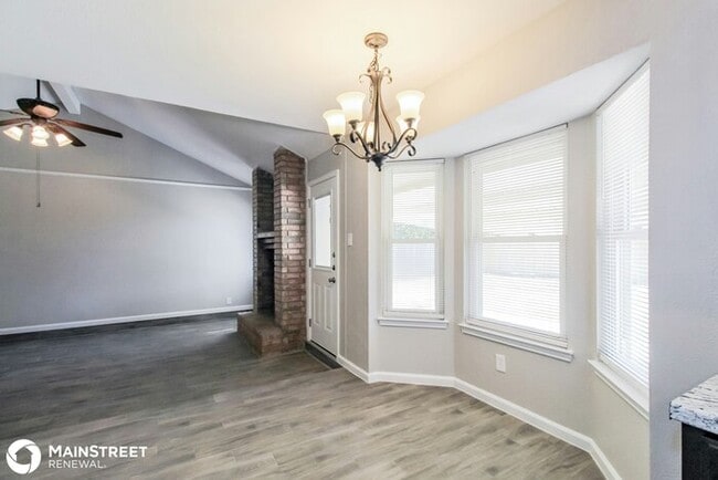 Building Photo - 1010 Galaxy Dr, Arlington, TX 76001