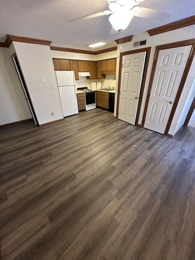 Foto del edificio - 1 Bedroom 1 Bathroom Condo!