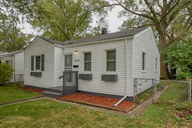 Building Photo - 349 Dallas St