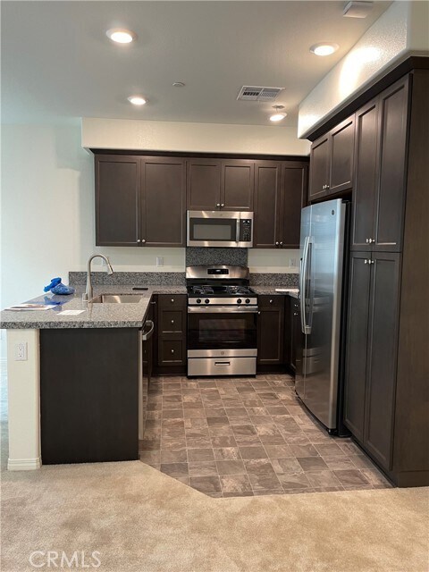 Building Photo - 7112 Montecito Ln