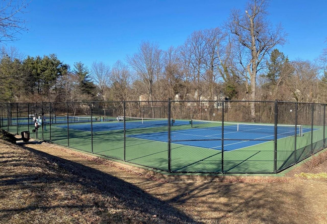 Foto del edificio - 3br condo in N bethesda Metro Access