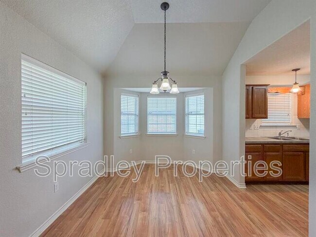 Foto del edificio - 5218 Southern Crossing Dr