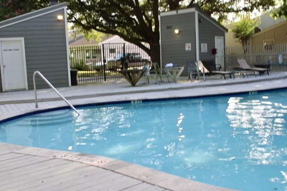 Primary Photo - 56 Hideaway Dr