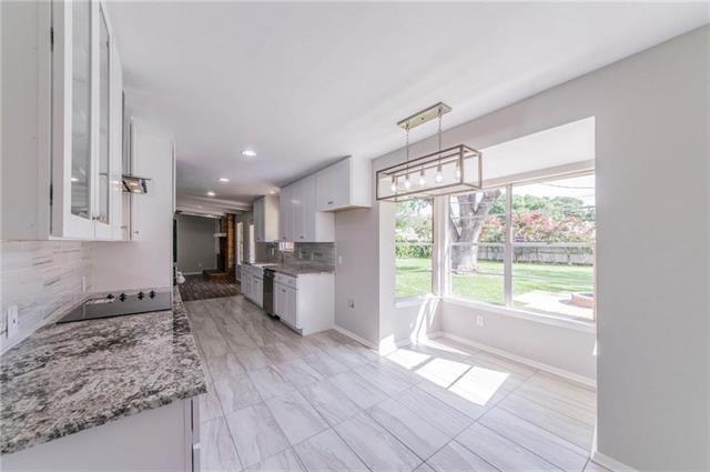 Foto del edificio - 4320 Whitfield Ave