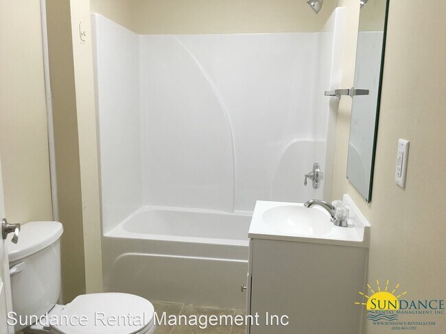 Building Photo - 1 br, 1 bath House - 409-B Niceville Avenue