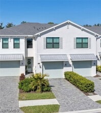 Building Photo - 13045 Pembroke Dr