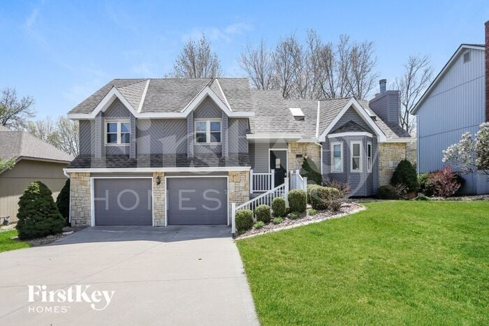 Primary Photo - 8321 N Highland Ave