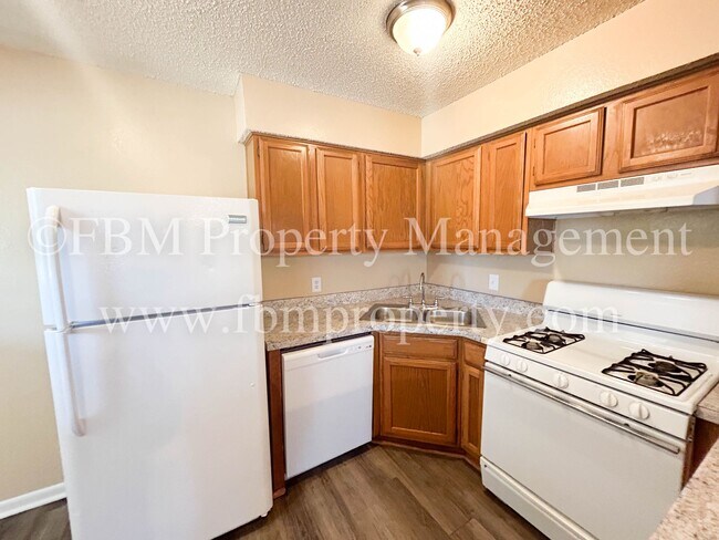 Foto del edificio - 608A Walter Stephenson - Charming 2 Bedroom, 1 Bathroom Apartment Home in Midlothian, TX!
