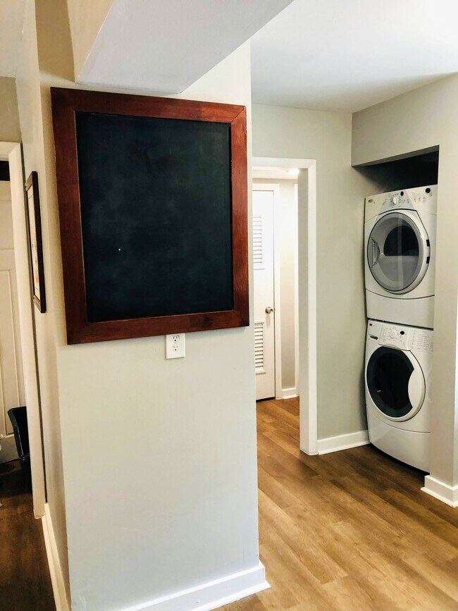 washer and dryer - 7114 Longstreet Dr