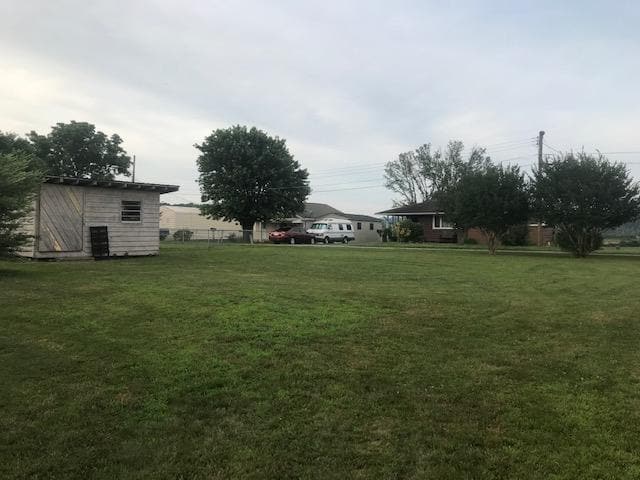 Back yard and shed. - 103 Summit Avenue