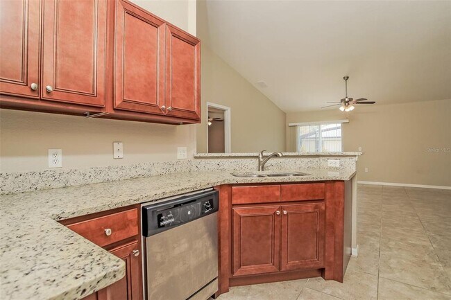 Foto del edificio - 1903 Ray Pl