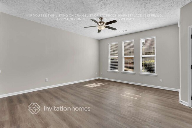 Foto del edificio - 4904 Heritage Cir