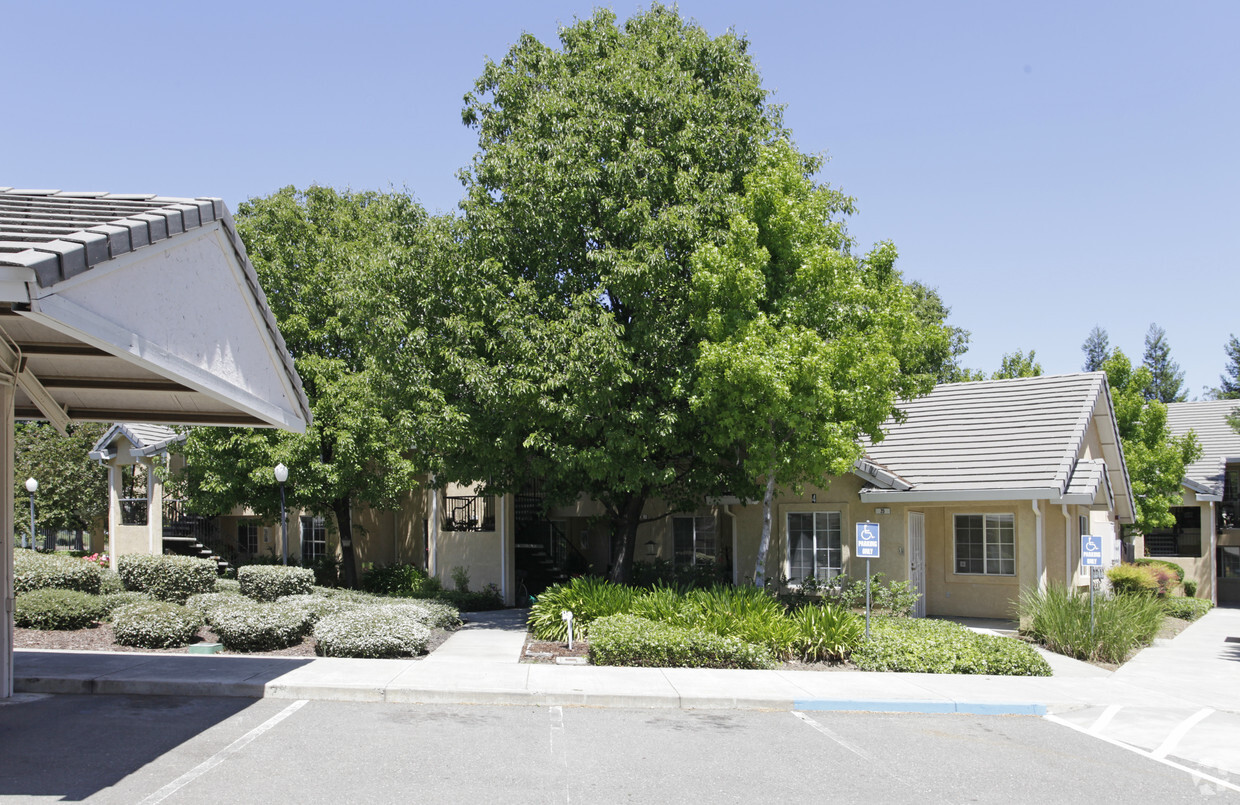 Building Photo - Country Garden Senior Apartments