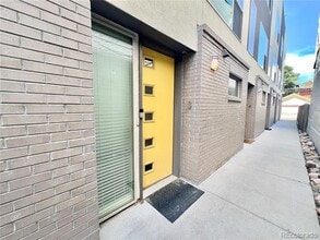 Building Photo - 2065 N Downing St