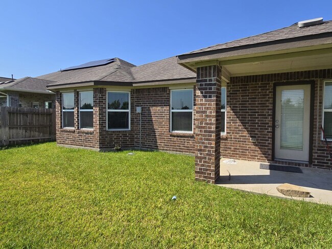 Foto del edificio - 2815 Dry Creek Dr