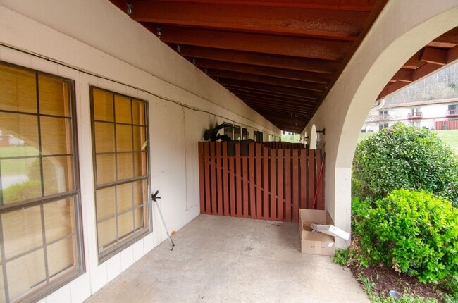 Photo - 210 Old Hickory Blvd Apartment