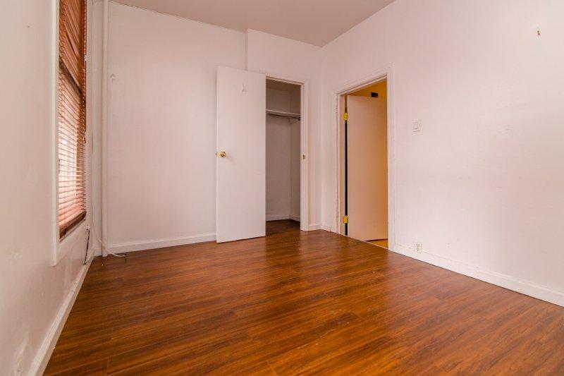 Foto principal - 107 S 3rd St