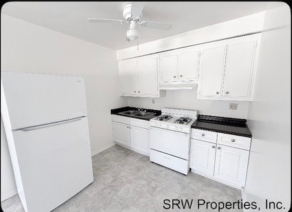 Building Photo - Aqua Vista Apartments