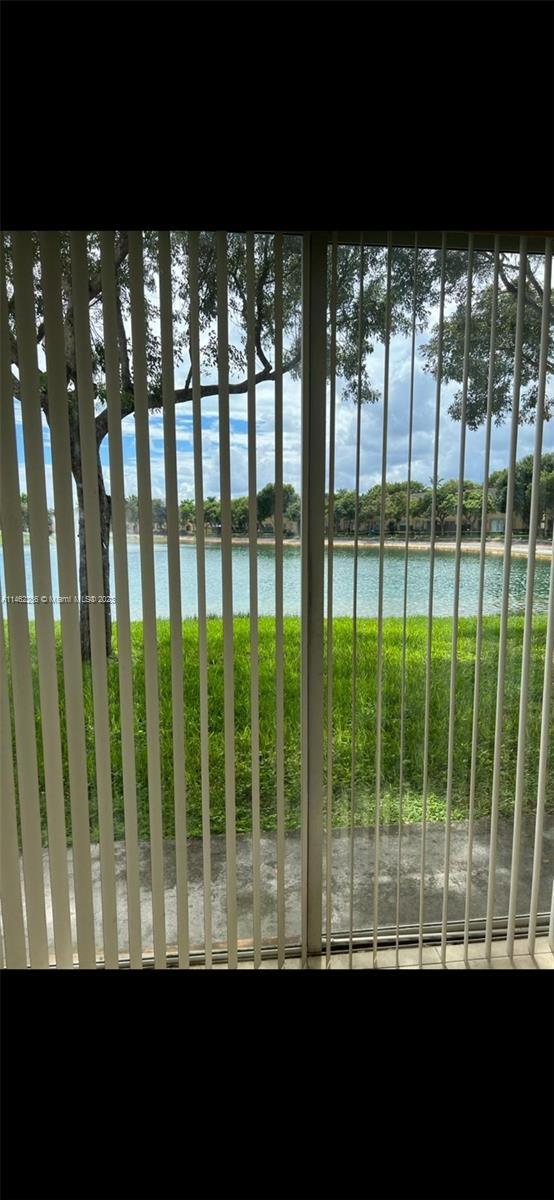 Foto del edificio - 1422 SE 24th Ct