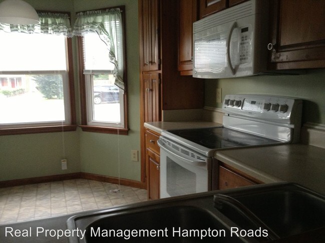 Building Photo - 3 br, 2.5 bath House - 851 Creekside Crescent