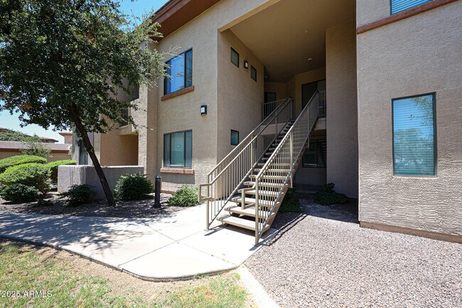 Foto del edificio - 3330 S Gilbert Rd
