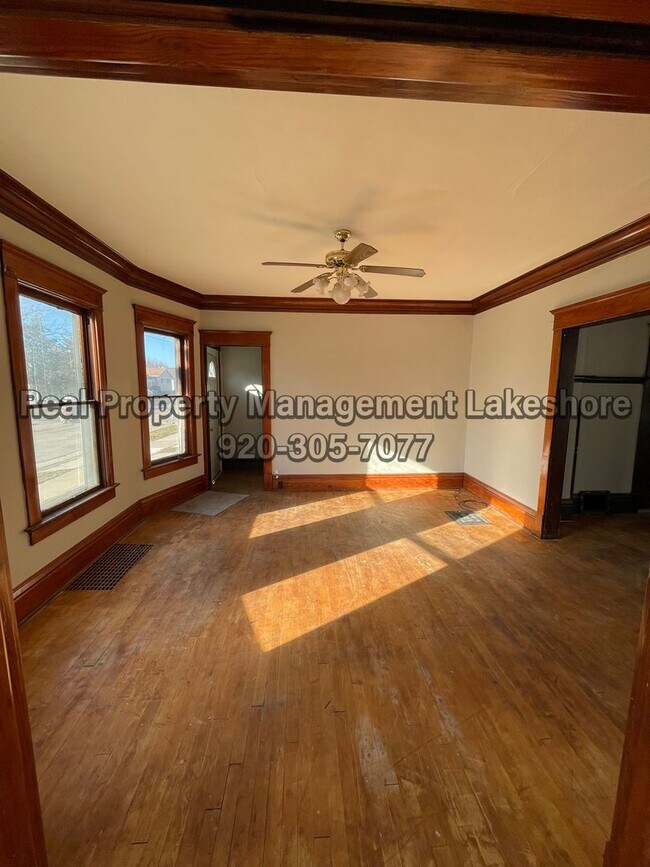 Building Photo - 4 Bedroom, 1 Bathroom House for Rent | Gre...