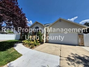 Building Photo - 81 S 220 W St