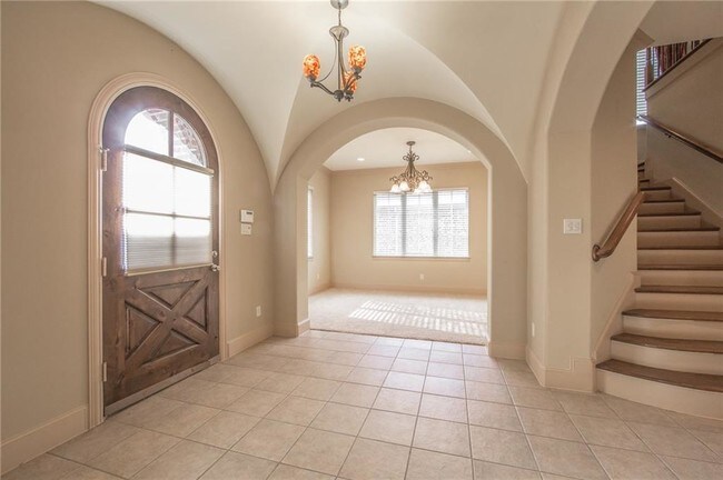 Foto del edificio - 708 Chapel Hill Ln