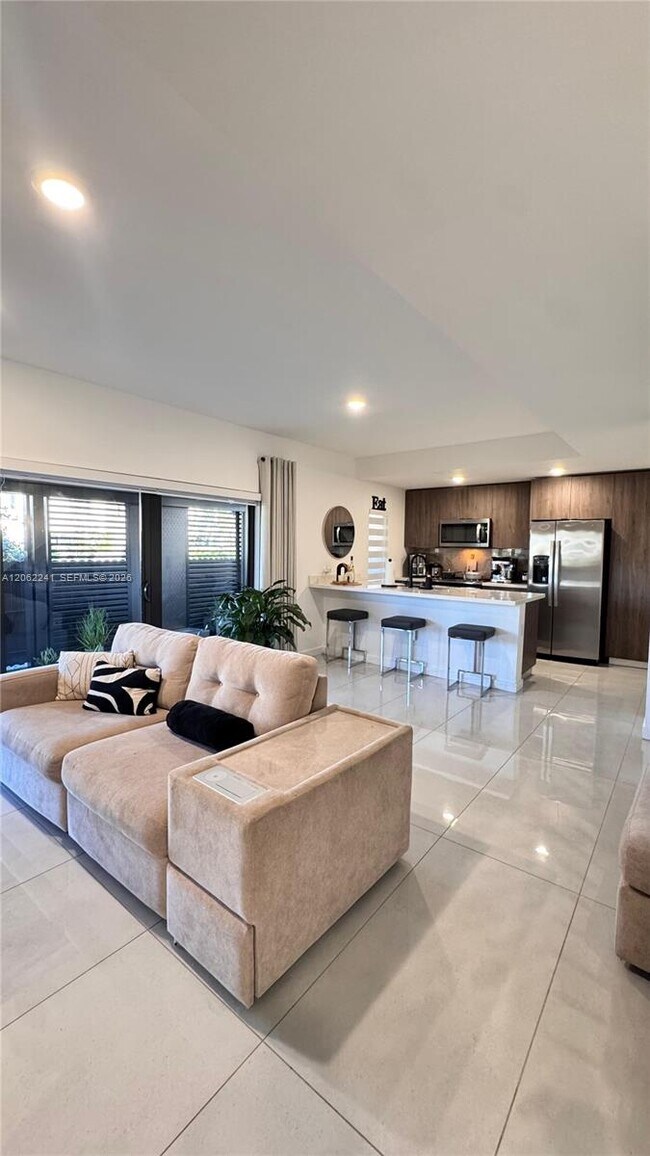 Foto del edificio - 268 NW 13th Ct