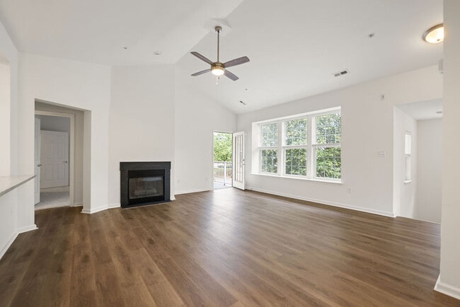 Building Photo - Jacobs Woods