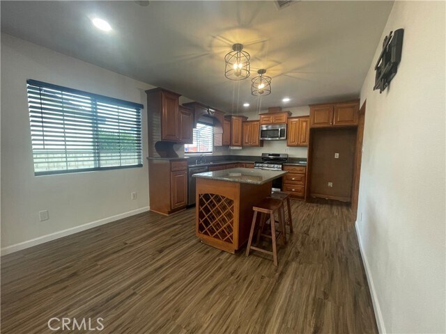Foto del edificio - 5663 Ensign Ave