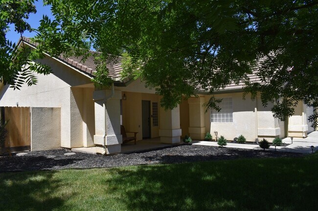 Building Photo - 6310 Diamond Ct