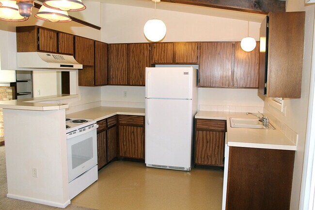 Building Photo - 1030 Davidson Dr