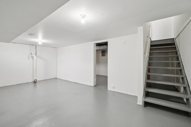Interior Photo - Beachwood Apartments and Townhomes