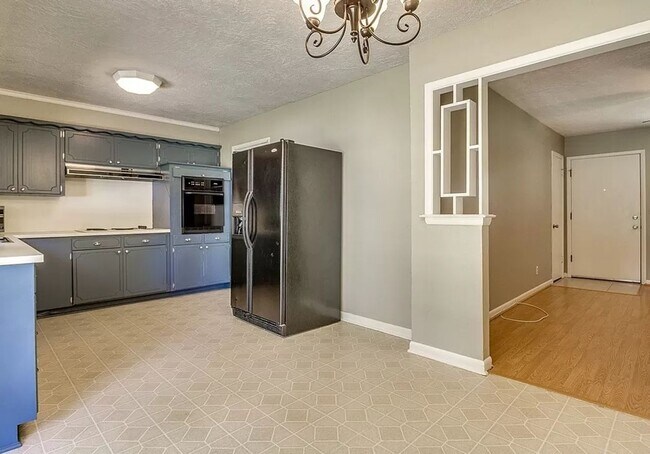 Foto del edificio - Charming 3 Bed, 1.5 Bath Home in Central Norman