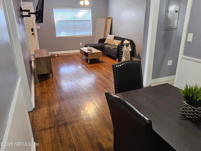 Building Photo - 3539 Post St