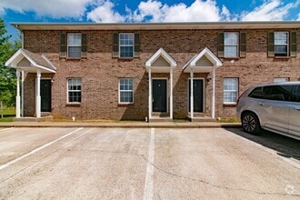 Building Photo - 821 Oak Arbor Ct