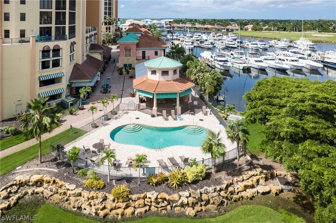 Foto principal - 5793 Cape Harbour Dr