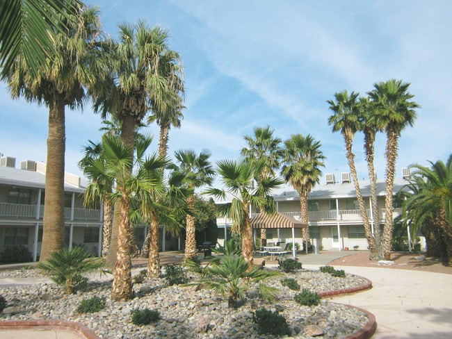 Building Photo - Edgemere Apartments