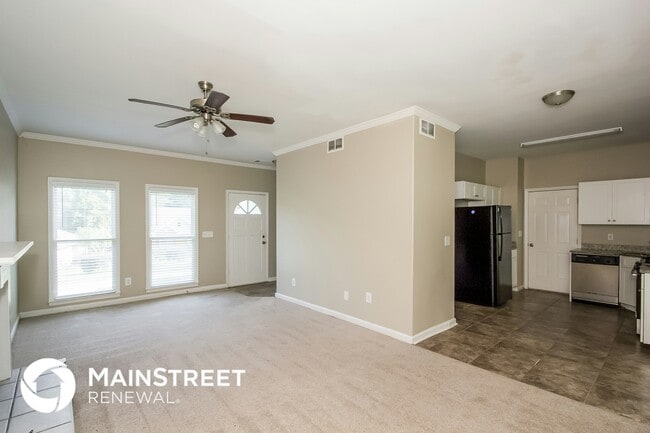 Building Photo - 3124 Green Valley Dr