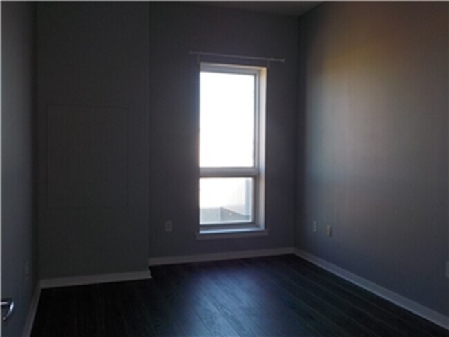 Building Photo - 530 Harlan Blvd