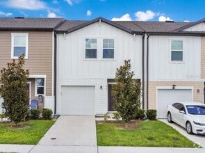 Building Photo - 433 Madison Dr