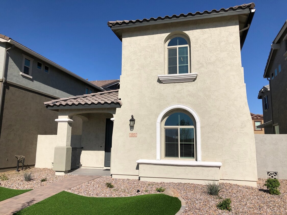 Photo - 2551 S Entwistle St (Gilbert, AZ)