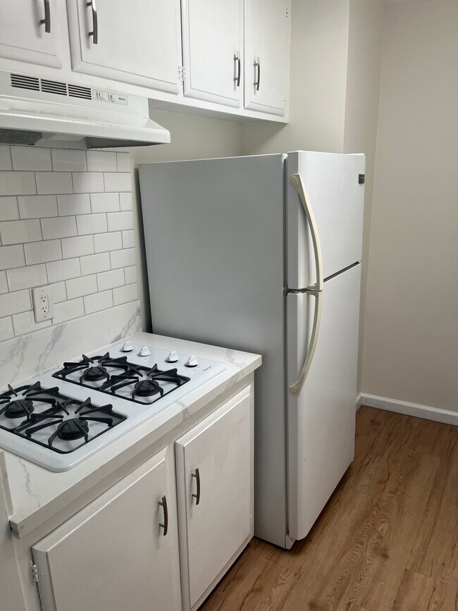 Foto del edificio - 739 N Croft Ave