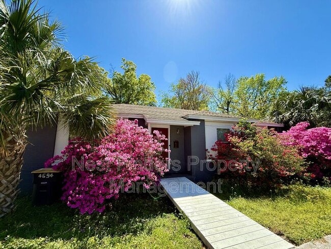 Building Photo - 4694 Timuquana Rd